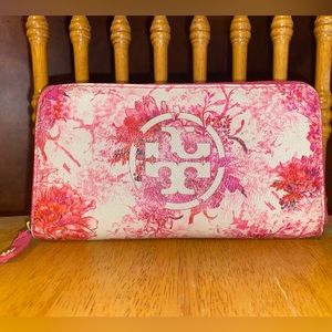 Tory Burch Women’s Floral Wallet
